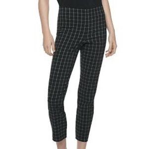 Elle Skinny Black Grid Ankle Pants Size L